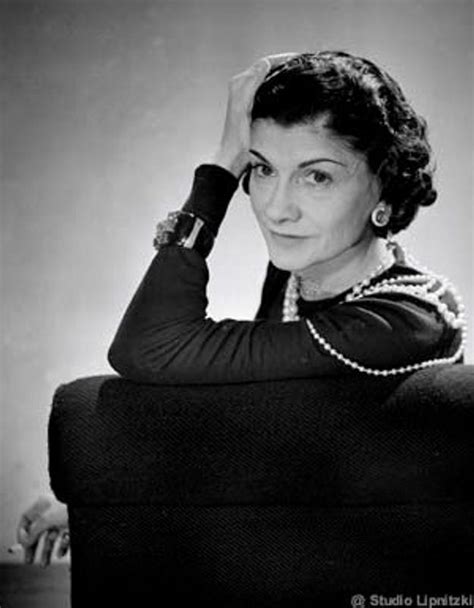 une biographie de coco chanel|Coco Chanel ethnicity.